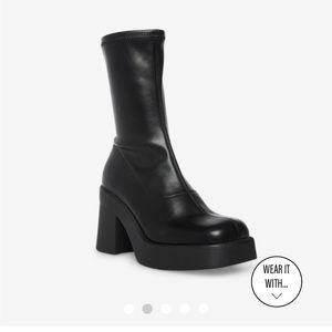 Steve Madden Klayton Platform Boots